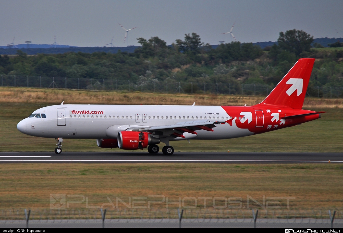 Airbus A320-214 - OE-LEL operated by Niki #a320 #a320family #airbus #airbus320 #flyniki #niki