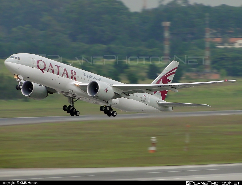 Boeing 777-200LR - A7-BBG operated by Qatar Airways #b777 #b777lr #boeing #boeing777 #qatarairways #tripleseven
