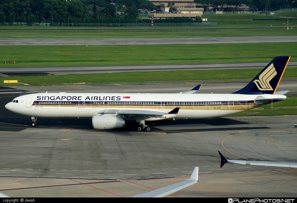 Airbus A330-343E - 9V-STR operated by Singapore Airlines #a330 #a330e #a330family #airbus #airbus330 #singaporeairlines