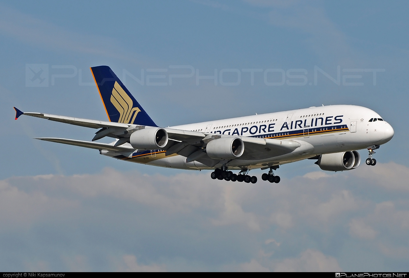 Airbus A380-841 - 9V-SKM operated by Singapore Airlines #a380 #a380family #airbus #airbus380 #singaporeairlines