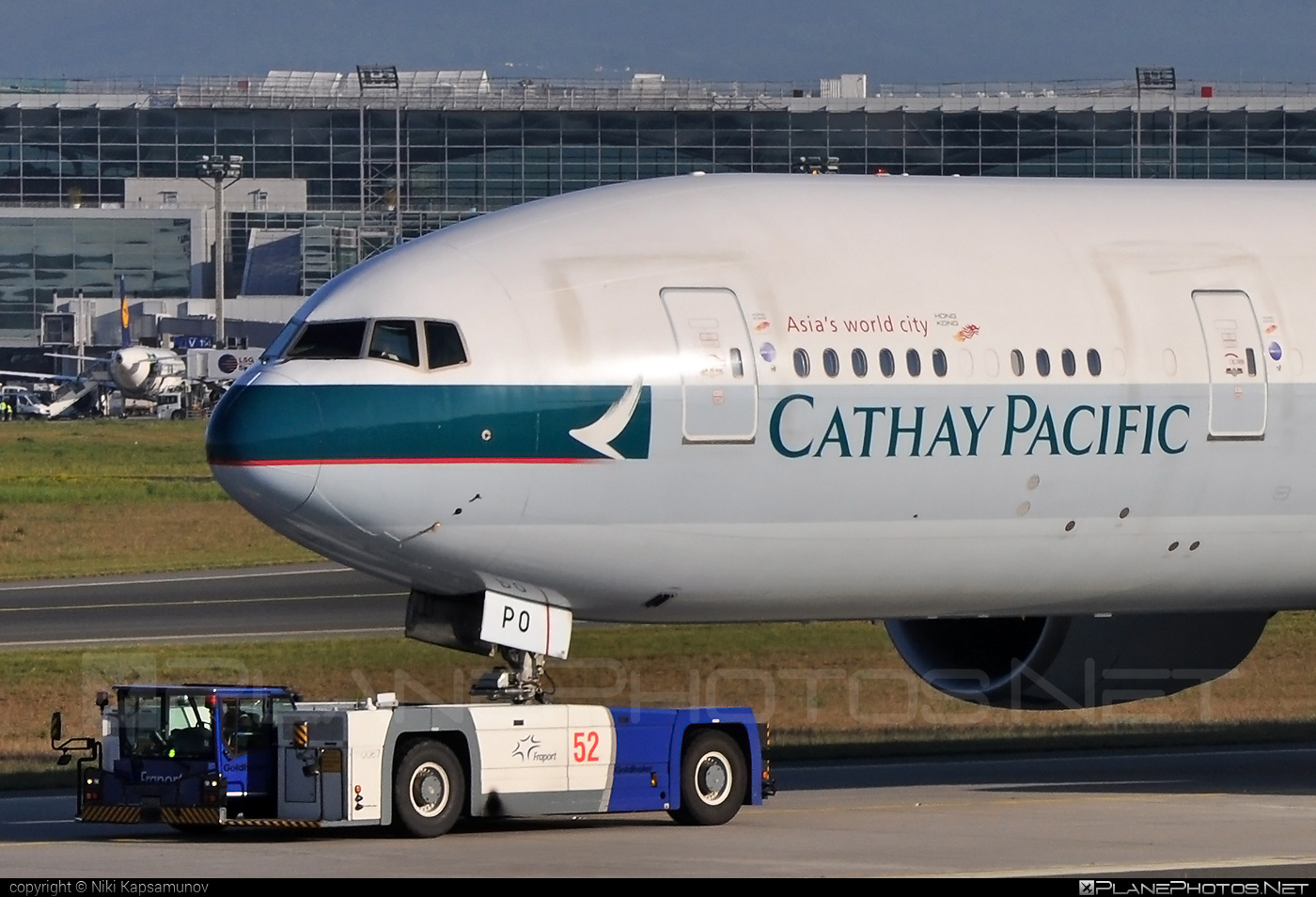 Boeing 777-300ER - B-KPO operated by Cathay Pacific Airways #b777 #b777er #boeing #boeing777 #cathaypacific #cathaypacificairways #tripleseven