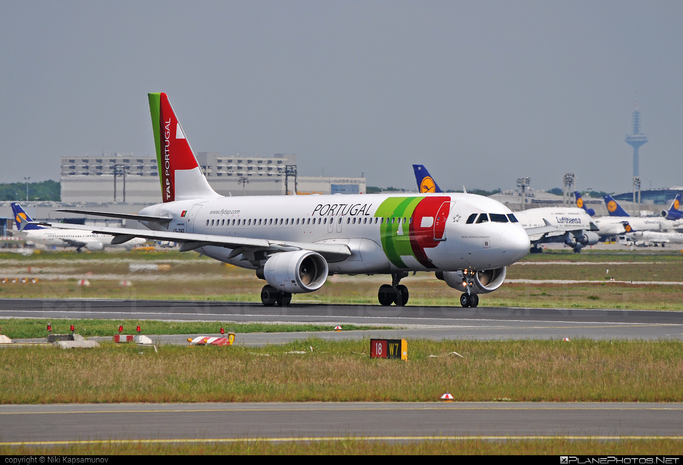 Airbus A320-214 - CS-TNT operated by TAP Portugal #a320 #a320family #airbus #airbus320 #tap #tapportugal