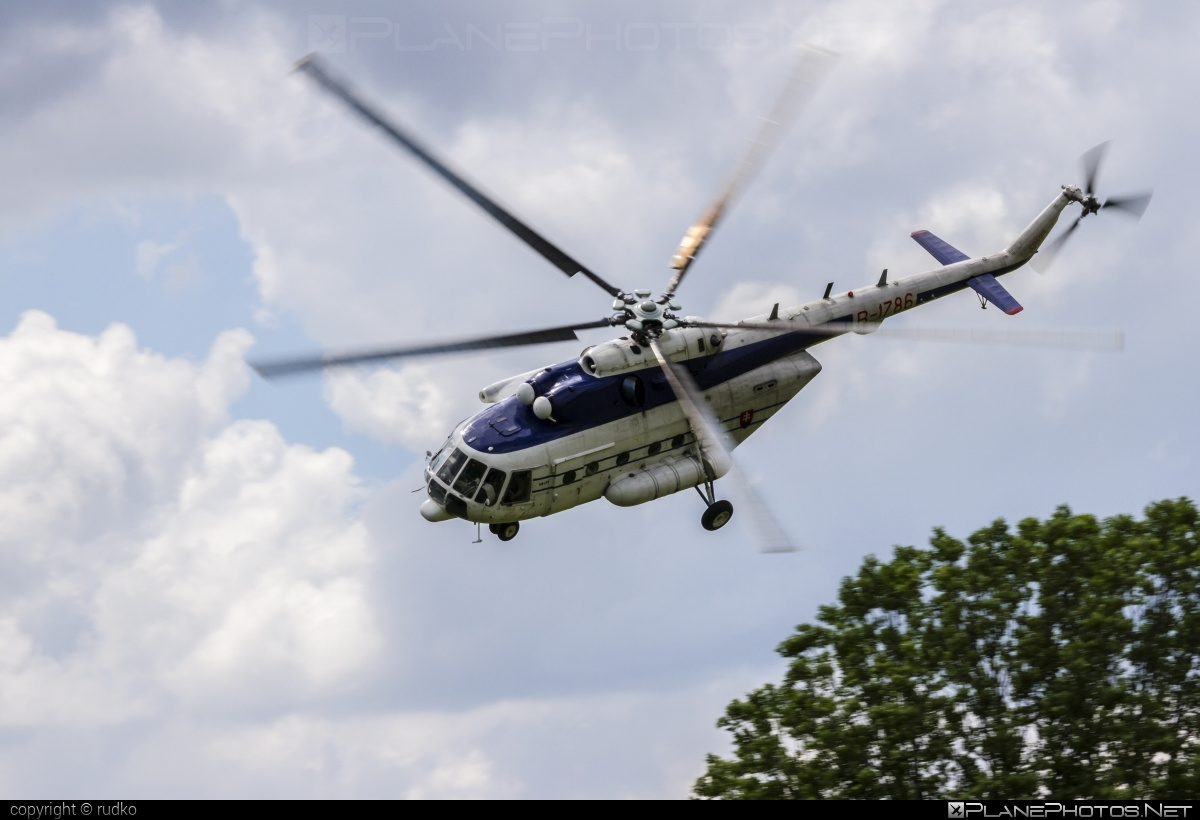 Mil Mi-171 - B-1786 operated by Letecký útvar MV SR (Slovak Government Flying Service) #SlovakGovernmentFlyingService #leteckyutvarMVSR #mi171 #mil #mil171 #milhelicopters