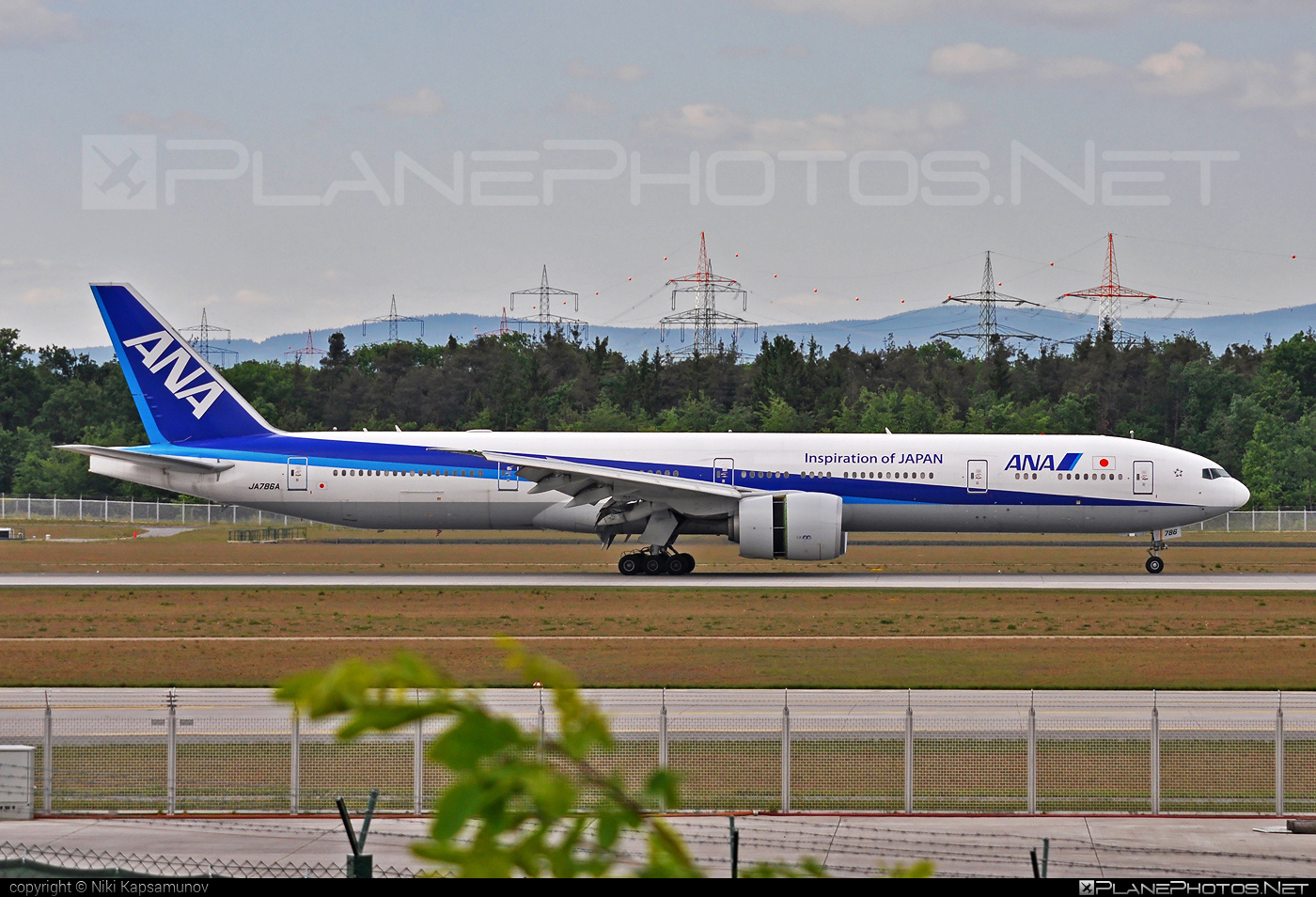 Boeing 777-300ER - JA786A operated by All Nippon Airways (ANA) #b777 #b777er #boeing #boeing777 #tripleseven