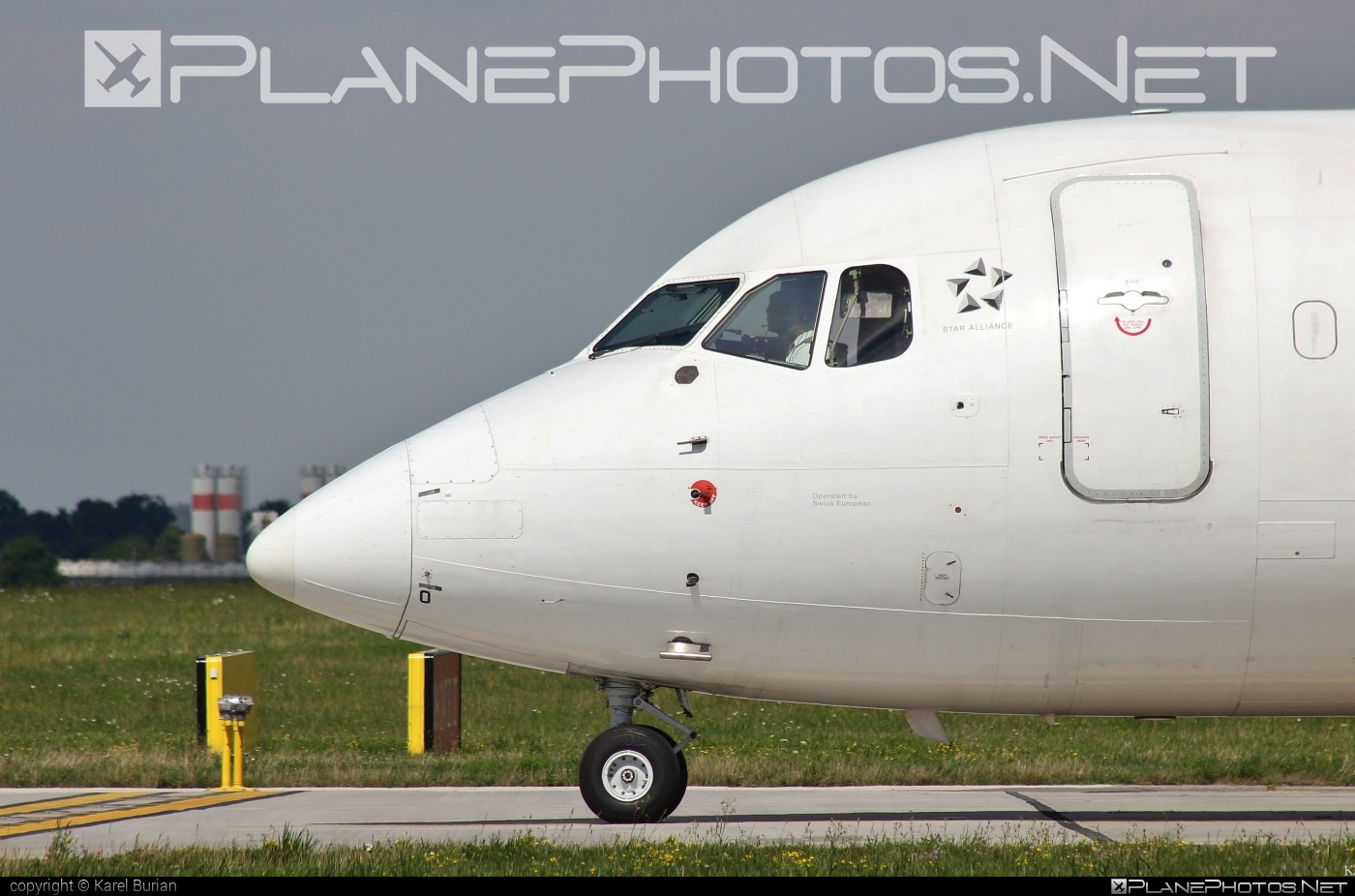 British Aerospace Avro RJ100 - HB-IXO operated by Swiss International Air Lines #avro146rj100 #avrorj100 #bae146 #britishaerospace #jumbolino #swiss #swissairlines