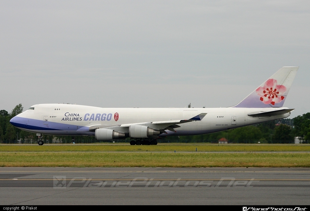 Boeing 747-400F - B-18707 operated by China Airlines Cargo #b747 #boeing #boeing747 #chinaairlines #chinaairlinescargo #jumbo