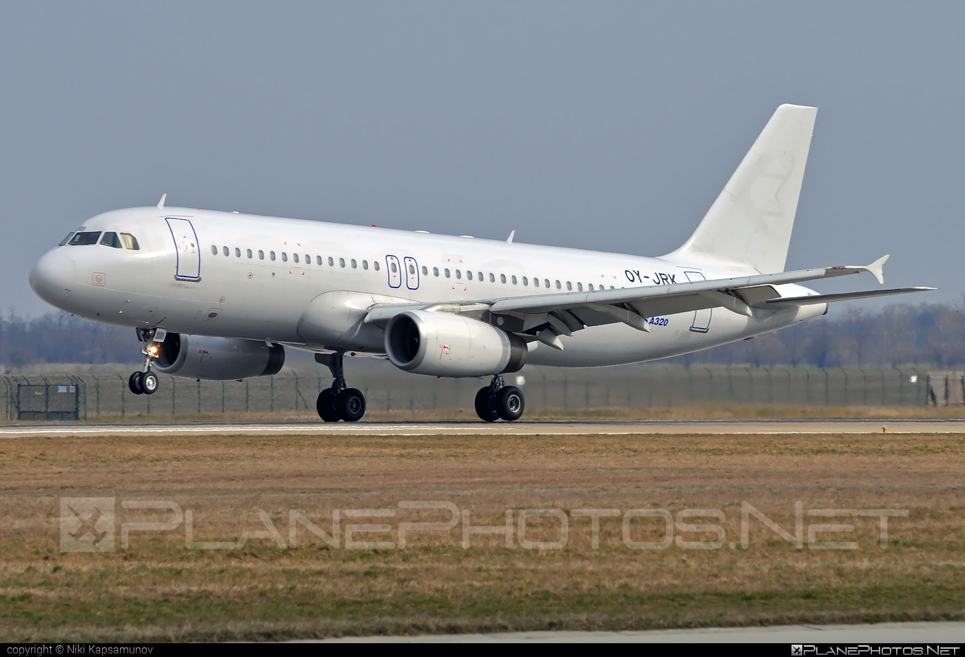 Airbus A320-231 - OY-JRK operated by Danish Air Transport (DAT) #a320 #a320family #airbus #airbus320