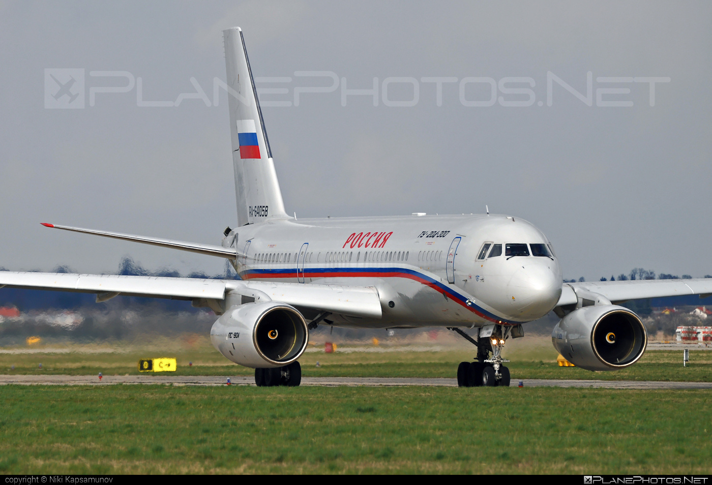 Tupolev Tu-204-300 - RA-64058 operated by Rossiya Airlines #tu204 #tu204300 #tupolev