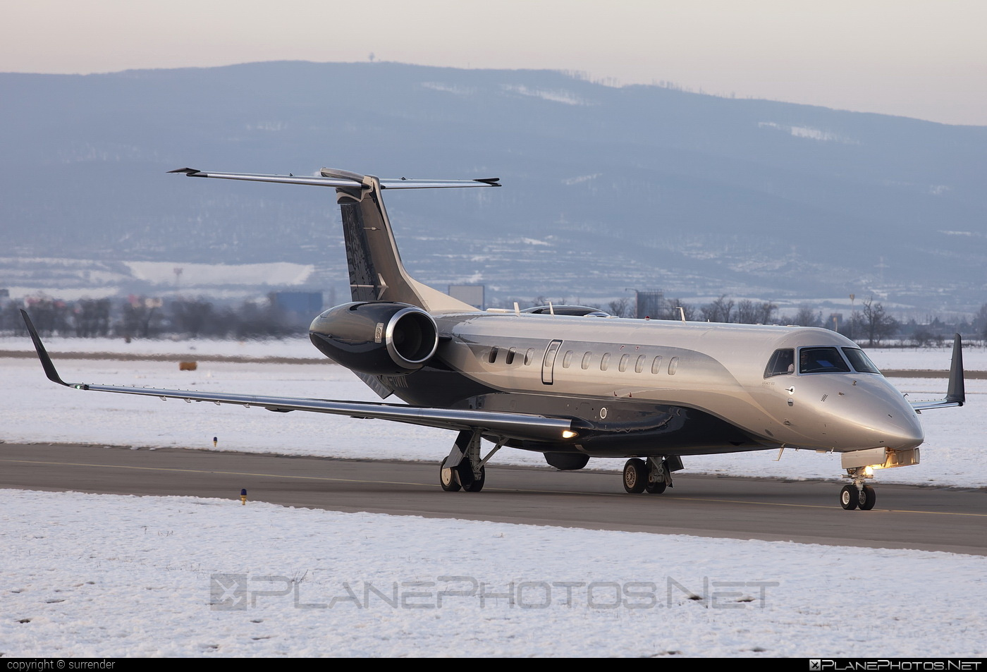 Embraer Legacy 650 (ERJ-135BJ) - OK-OWN operated by ABS Jets #embraer #embraer135 #embraerlegacy #erj135 #erj135bj #legacy650