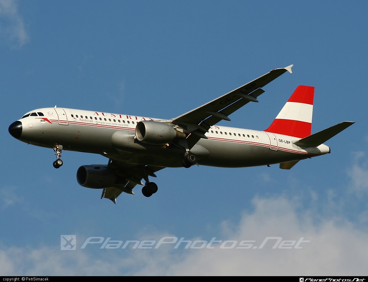 Airbus A320-214 - OE-LBP operated by Austrian Airlines #a320 #a320family #airbus #airbus320 #retro