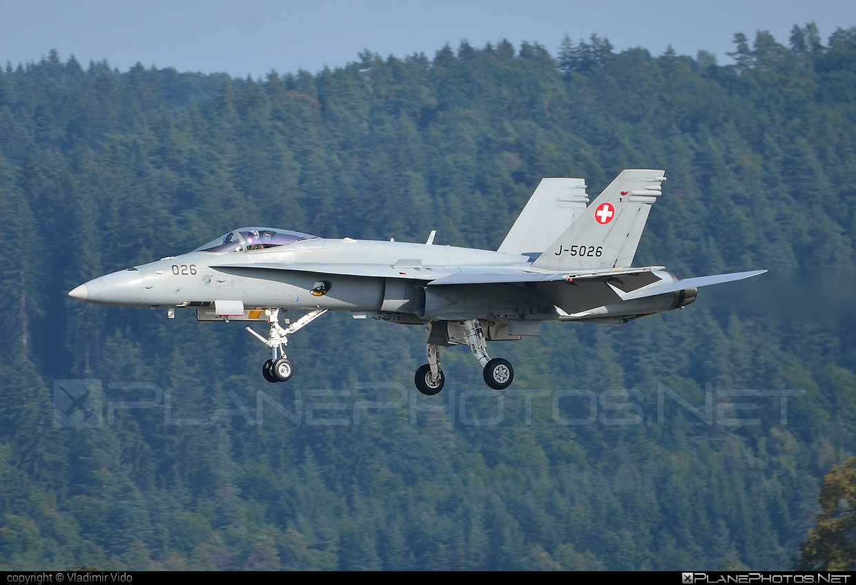 McDonnell Douglas F/A-18C Hornet - J-5026 operated by Schweizer Luftwaffe (Swiss Air Force) #f18 #f18hornet #fa18 #fa18c #fa18hornet #mcDonnellDouglas #schweizerluftwaffe #swissairforce