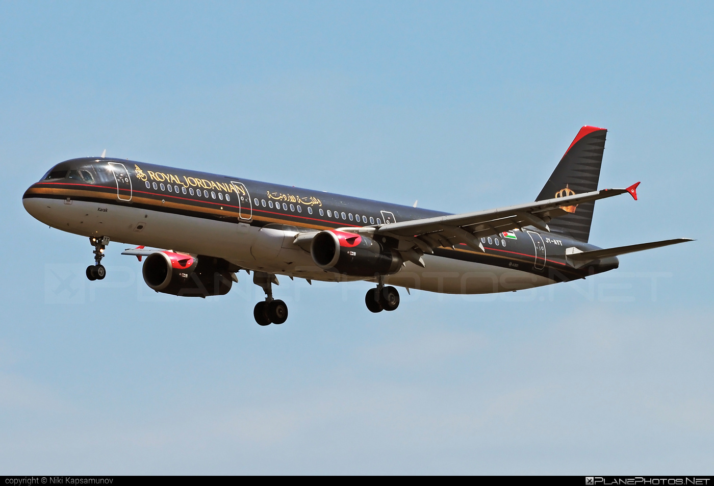 Airbus A321-231 - JY-AYT operated by Royal Jordanian #a320family #a321 #airbus #airbus321