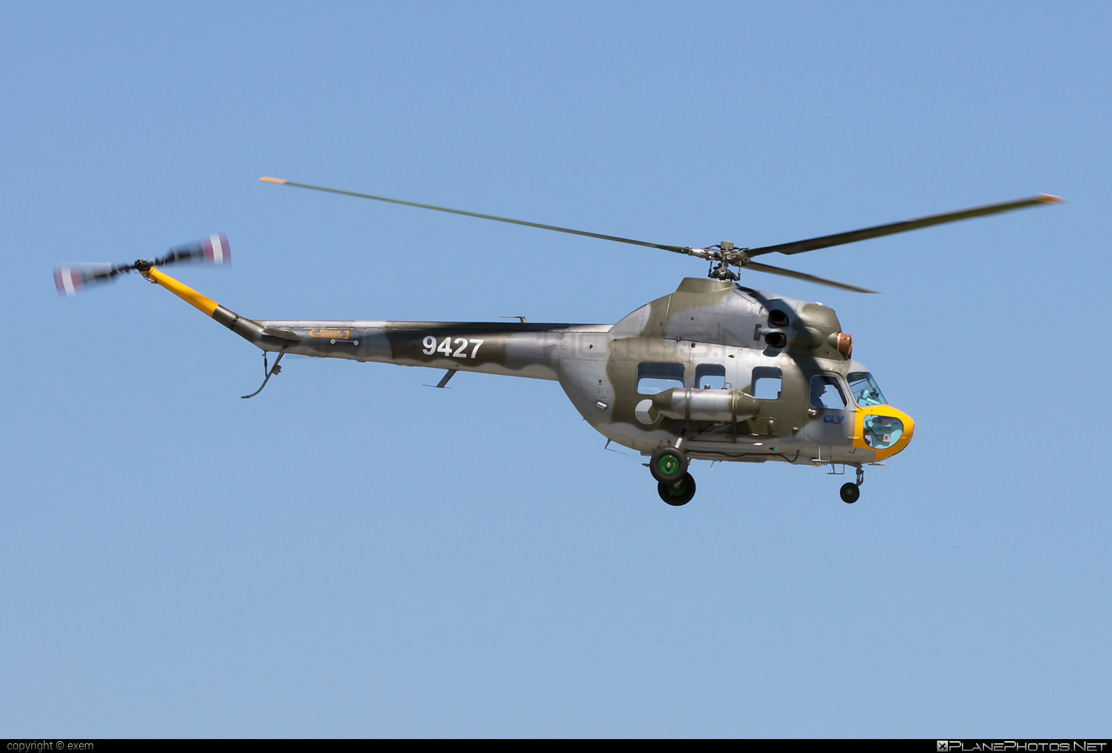 Mil Mi-2 - 9427 operated by Centrum leteckého výcviku (Flight Training Center) #mi2 #mil #mil2 #milhelicopters #milmi2