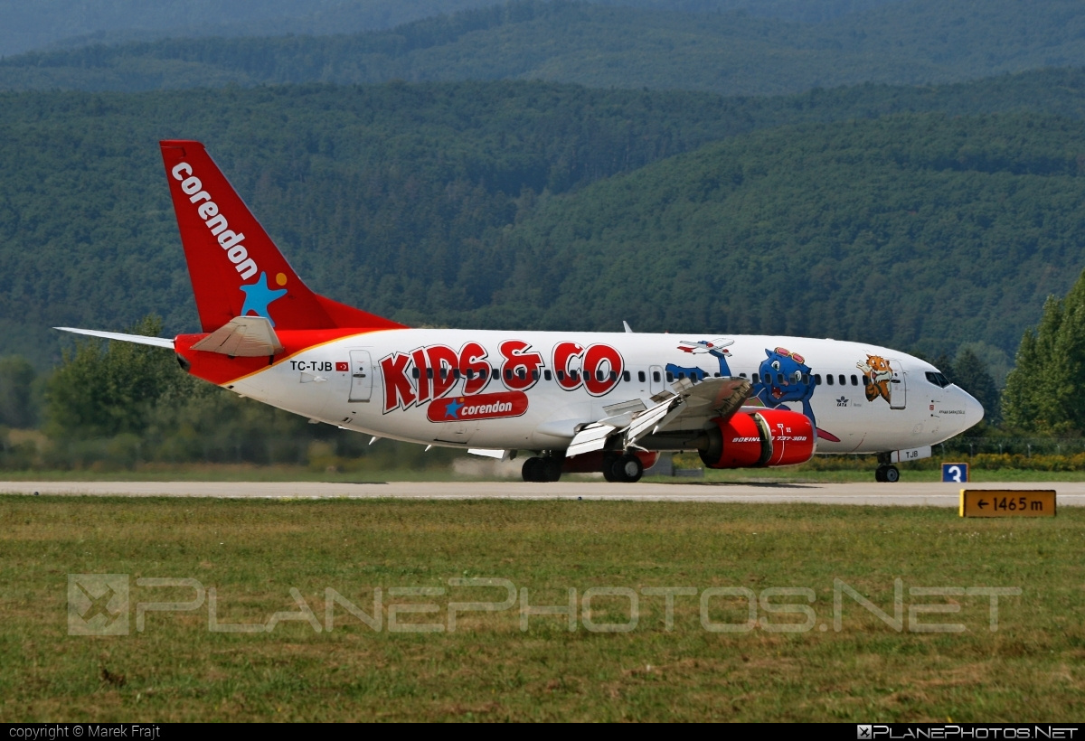 Boeing 737-300 - TC-TJB operated by Corendon Airlines #b737 #boeing #boeing737