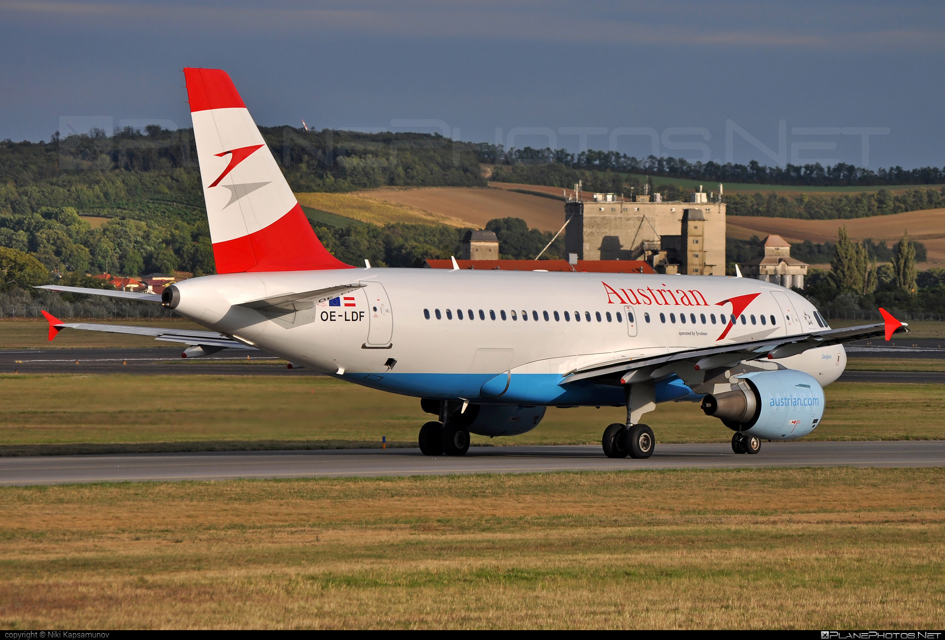 Airbus A319-112 - OE-LDF operated by Austrian Airlines #a319 #a320family #airbus #airbus319 #austrian #austrianAirlines