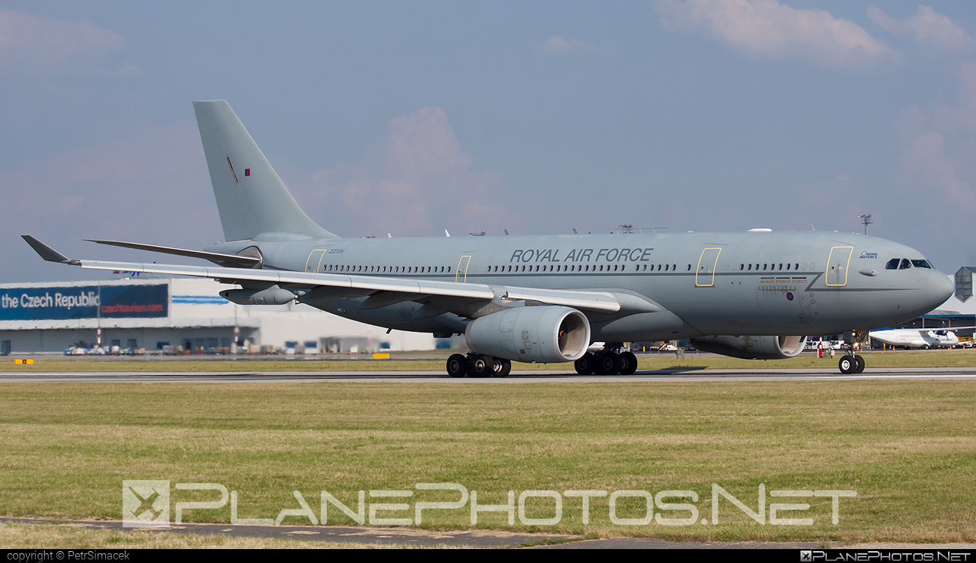 Airbus Military Voyager KC2 - ZZ330 operated by Royal Air Force (RAF) #airbusmilitary #raf #royalAirForce