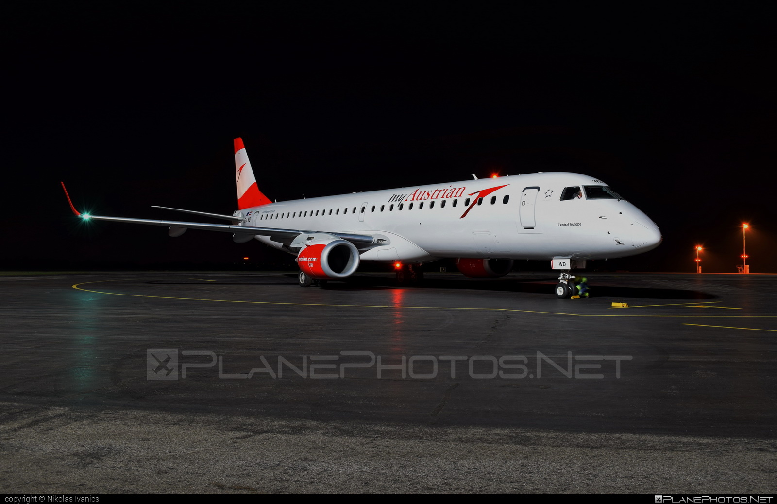 Embraer E195LR (ERJ-190-200LR) - OE-LWD operated by Austrian Airlines #austrian #austrianAirlines #e190 #e190200 #e190200lr #e195lr #embraer #embraer190200lr #embraer195 #embraer195lr