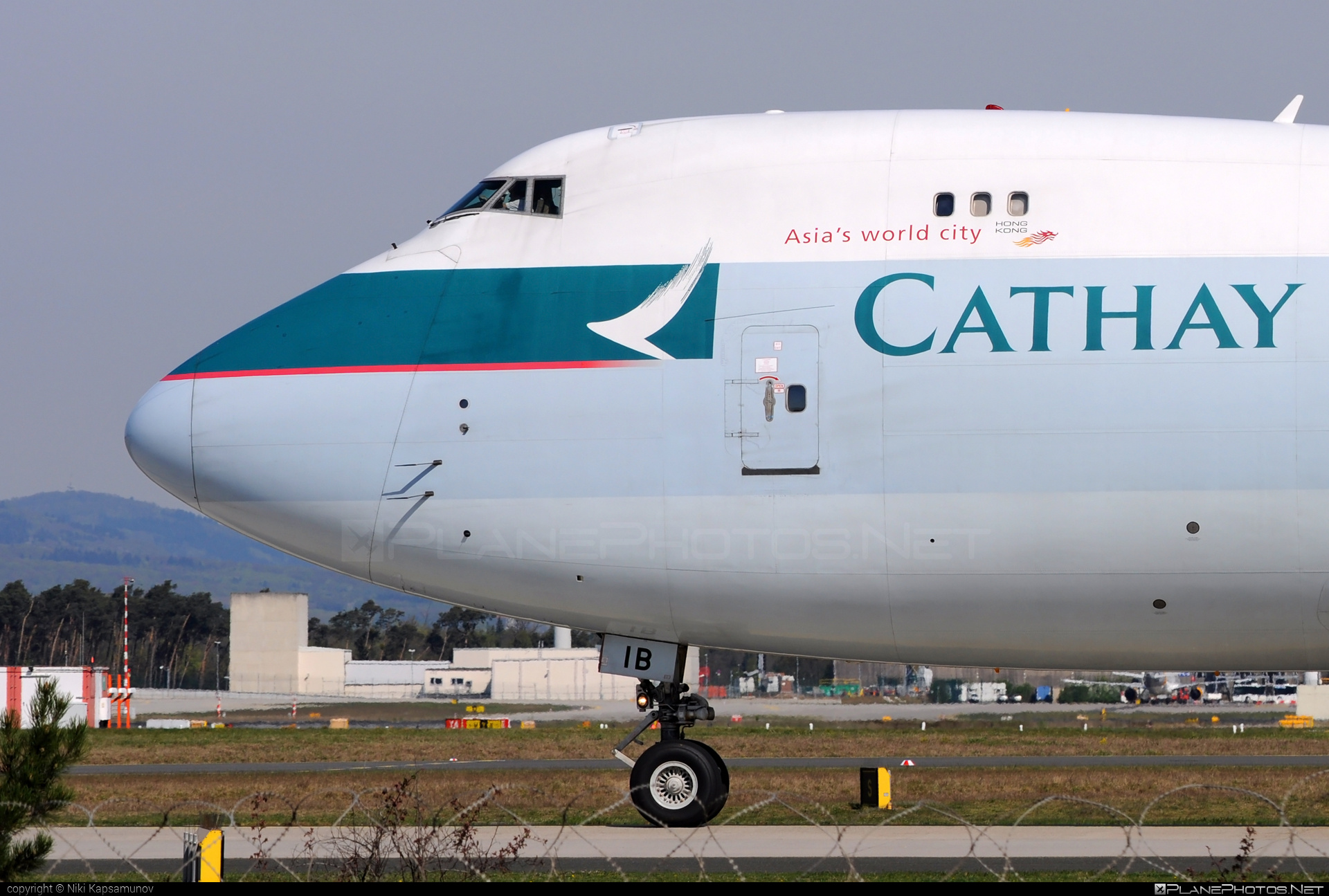 Boeing 747-400F - B-LIB operated by Cathay Pacific Cargo #b747 #boeing #boeing747 #cathaypacific #cathaypacificcargo #jumbo