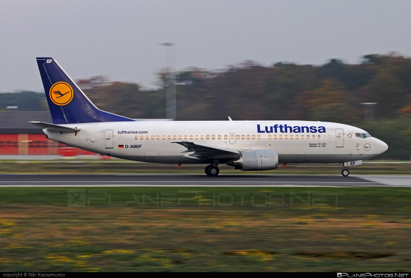 Boeing 737-300 - D-ABEF operated by Lufthansa #b737 #boeing #boeing737 #lufthansa