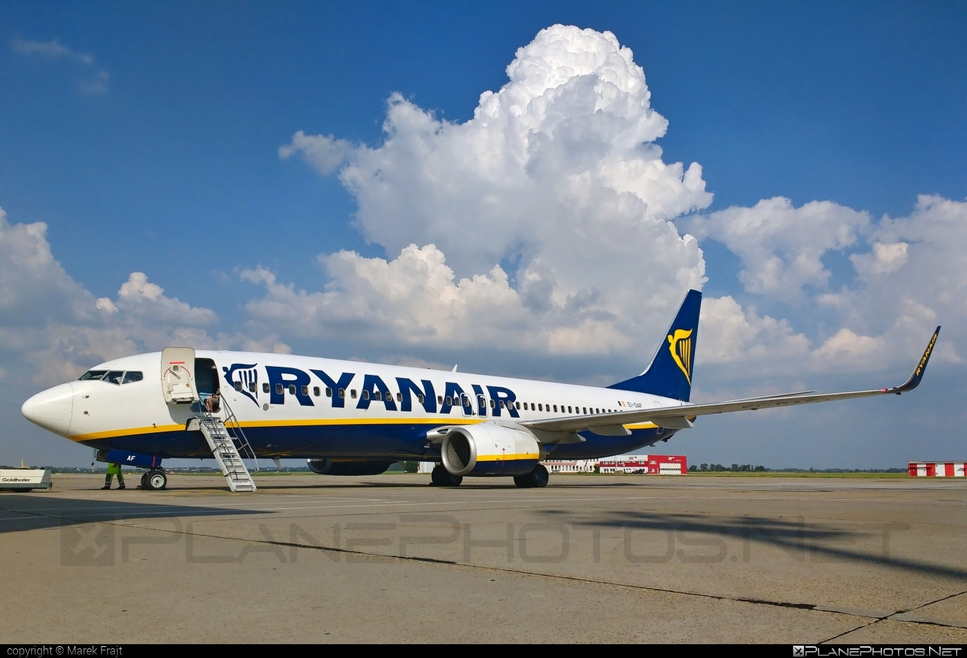 Boeing 737-800 - EI-DAF operated by Ryanair #b737 #b737nextgen #b737ng #boeing #boeing737 #ryanair