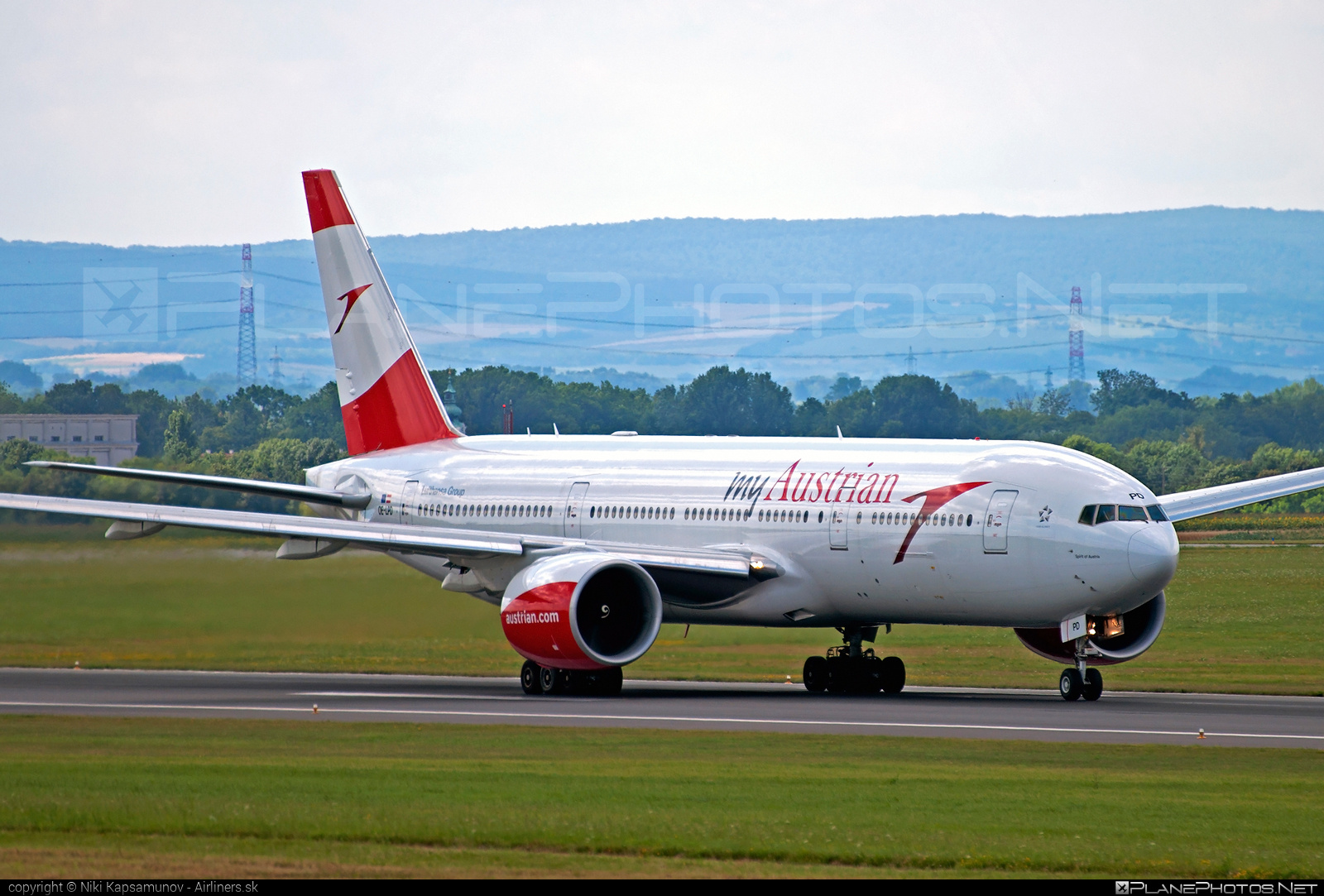 Boeing 777-200ER - OE-LPD operated by Austrian Airlines #austrian #austrianAirlines #b777 #b777er #boeing #boeing777 #tripleseven