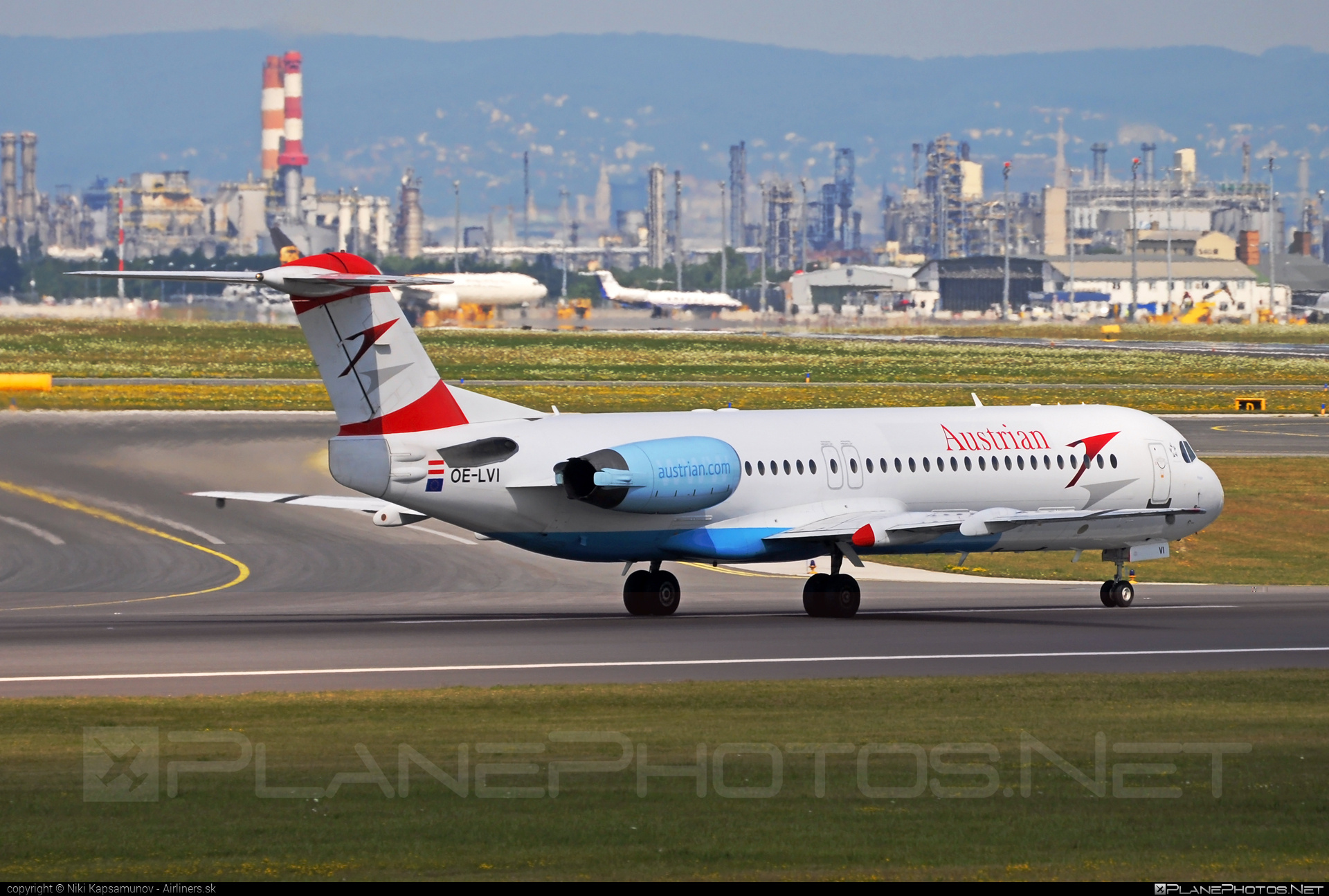 Fokker 100 - OE-LVI operated by Austrian Airlines #austrian #austrianAirlines #fokker #fokker100