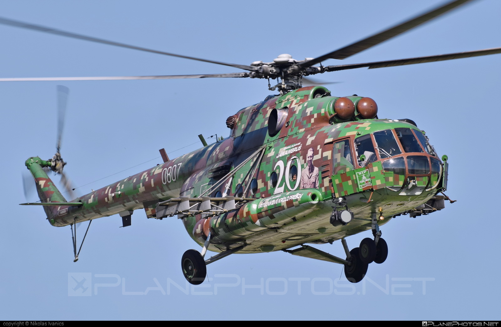 Mil Mi-17 - 0807 operated by Vzdušné sily OS SR (Slovak Air Force) #mi17 #mil #mil17 #milhelicopters #slovakairforce #vzdusnesilyossr