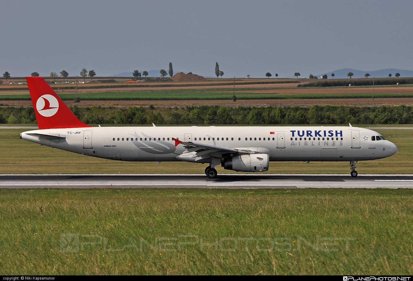 Airbus A321-231 - TC-JRF operated by Turkish Airlines #a320family #a321 #airbus #airbus321 #turkishairlines