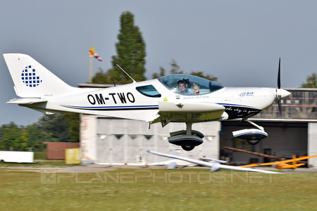 Czech Sport Aircraft PS-28 Cruiser - OM-TWO operated by SKY SERVICE s.r.o.