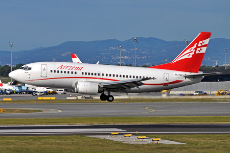 Boeing 737-500 - 4L-TGI operated by Georgian Airways - Airzena