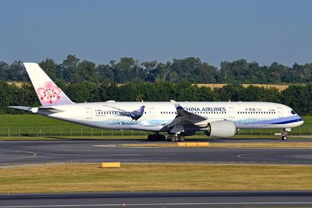 Airbus A350-941 - B-18901 operated by China Airlines