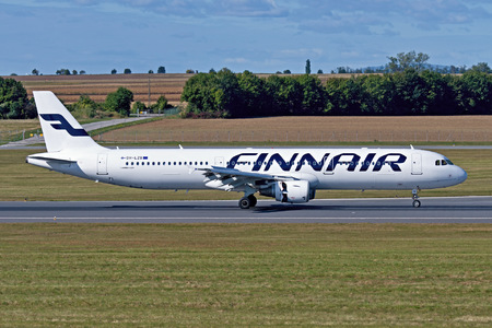 Airbus A321-211 - OH-LZB operated by Finnair