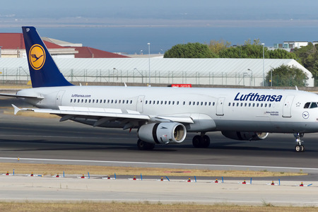 Airbus A321-231 - D-AISP operated by Lufthansa