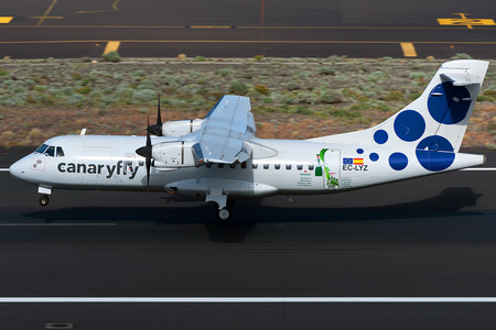 ATR 42-300 - EC-LYZ operated by Canaryfly