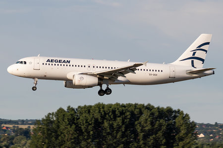 Airbus A320-232 - SX-DGX operated by Aegean Airlines
