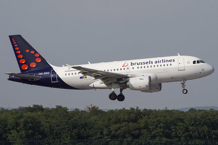Airbus A319-111 - OO-SSQ operated by Brussels Airlines