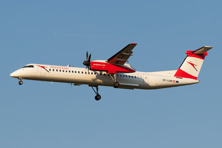 Bombardier DHC-8-Q402 Dash 8 - OE-LGM operated by Austrian Airlines