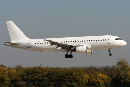 Airbus A320-214 - LY-FOX operated by GETJET Airlines