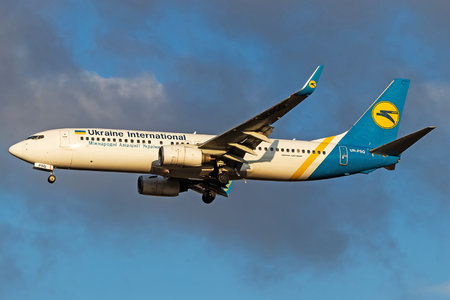 Boeing 737-800 - UR-PSG operated by Ukraine International Airlines