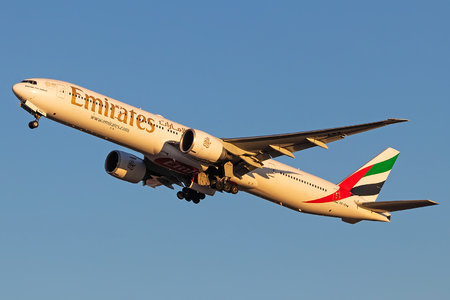 Boeing 777-300ER - A6-ENW operated by Emirates