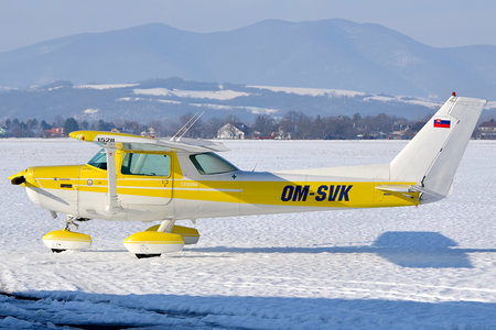 Cessna 152 II - OM-SVK operated by Aeroklub Trenčín