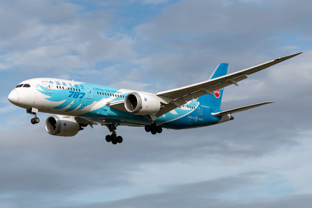 Boeing 787-8 Dreamliner - B-2736 operated by China Southern Airlines