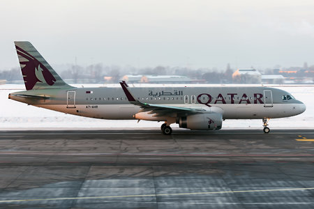 Airbus A320-232 - A7-AHR operated by Qatar Airways