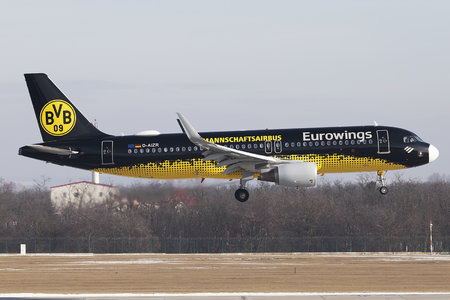 Airbus A320-214 - D-AIZR operated by Eurowings