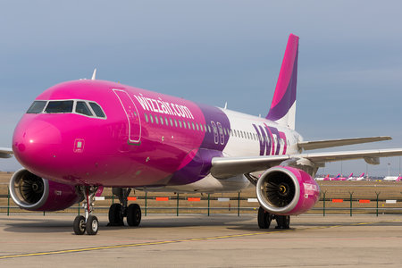 Airbus A320-232 - HA-LYJ operated by Wizz Air