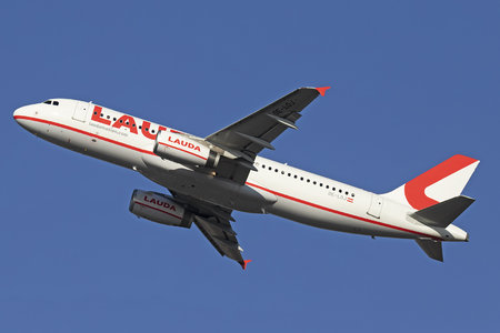 Airbus A320-232 - OE-LOJ operated by LaudaMotion