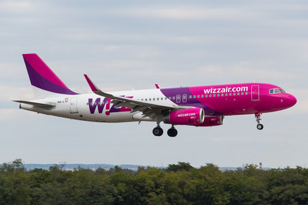 Airbus A320-232 - HA-LYP operated by Wizz Air