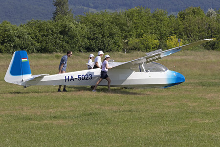 Schleicher K7 Rhönadler - HA-5023 operated by Aeroklub Farkashegy