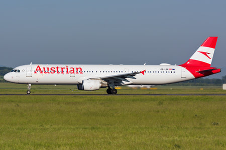 Airbus A321-211 - OE-LBE operated by Austrian Airlines