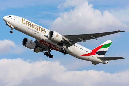 Boeing 777-200LR - A6-EWC operated by Emirates